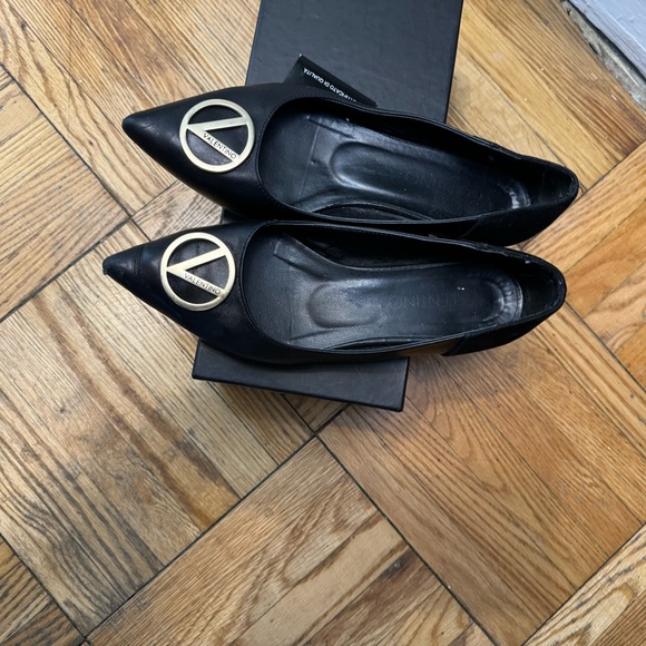 Valentino Made in Italy. Used gentle . Size 7 - Picture 4 of 4